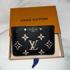 LV card holder